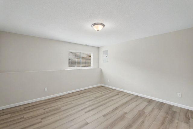 9267 E Fox Pointe, Bel Aire, KS 67226