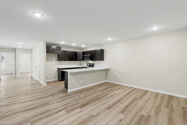 9267 E Fox Pointe, Bel Aire, KS 67226