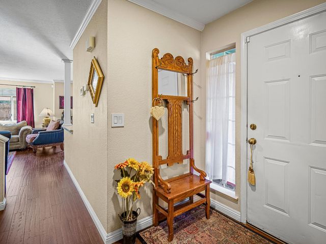 9350 River Oaks Ln, Orangevale, CA 95662