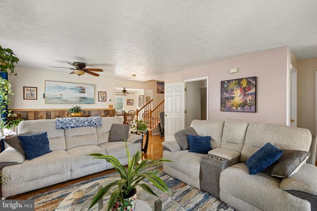 568 GROUNDHOG LN, Smyrna, DE 19977