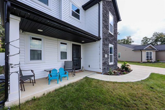 10416 Silver Rock Chase Boulevard, New Haven, IN 46774