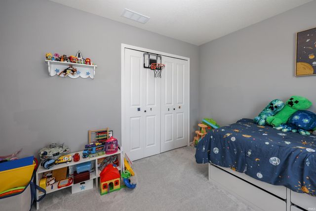 10416 Silver Rock Chase Boulevard, New Haven, IN 46774