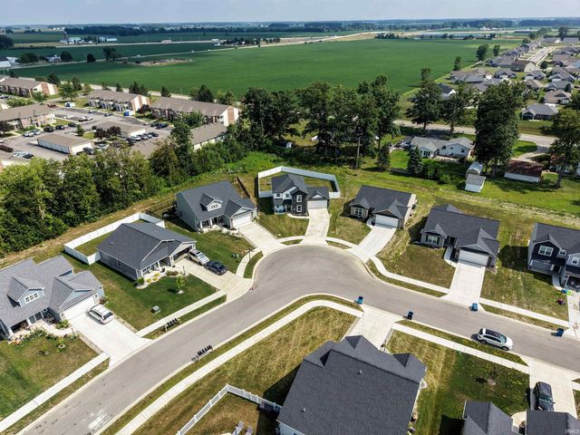10416 Silver Rock Chase Boulevard, New Haven, IN 46774