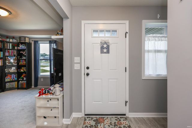 10416 Silver Rock Chase Boulevard, New Haven, IN 46774