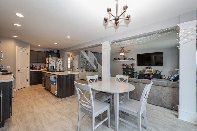 10416 Silver Rock Chase Boulevard, New Haven, IN 46774