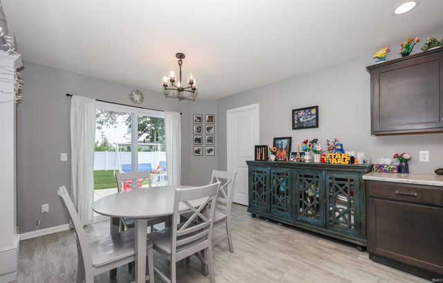 10416 Silver Rock Chase Boulevard, New Haven, IN 46774