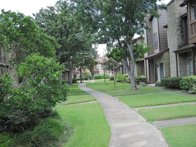 12300 Brookglade Circle 125, Houston, TX 77099
