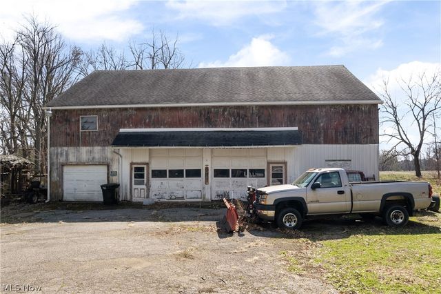 2348 E Turkeyfoot Lake Road, Akron, OH 44312