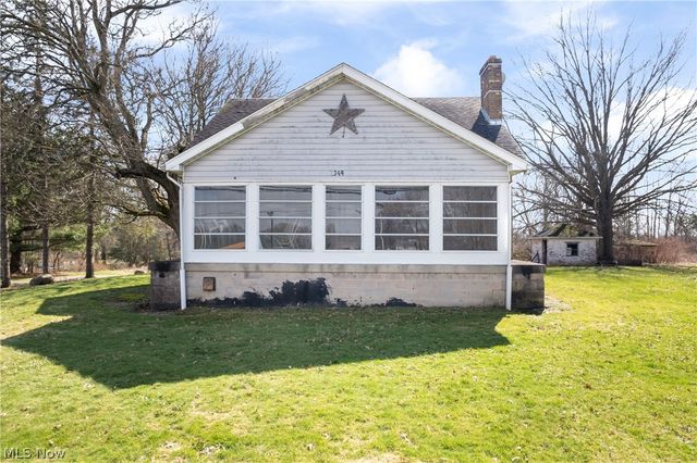 2348 E Turkeyfoot Lake Road, Akron, OH 44312