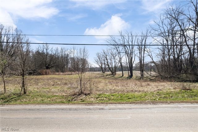 2348 E Turkeyfoot Lake Road, Akron, OH 44312