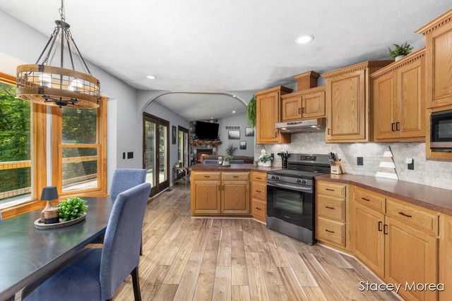12173 Hart Street NE, Greenville, MI 48838