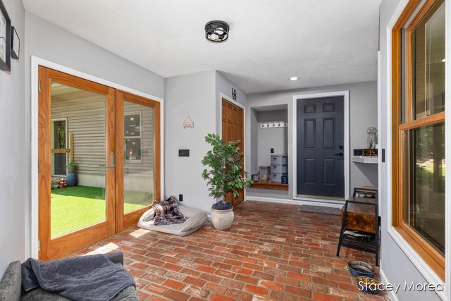 12173 Hart Street NE, Greenville, MI 48838