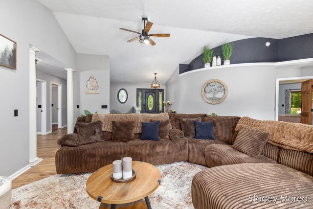 12173 Hart Street NE, Greenville, MI 48838