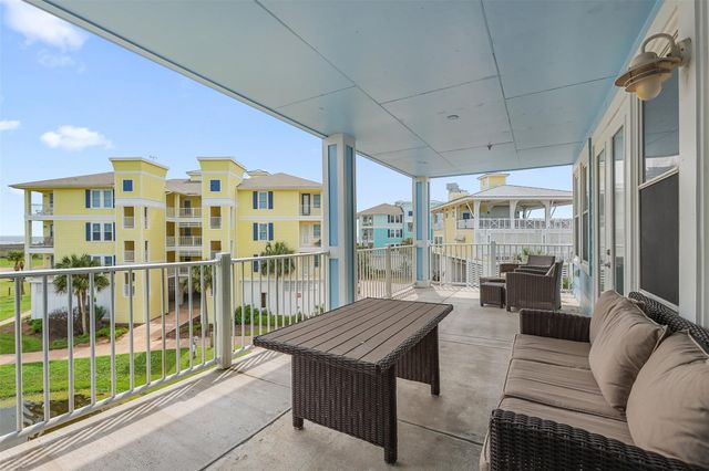 4131 Pointe West Drive 203, Galveston, TX 77554