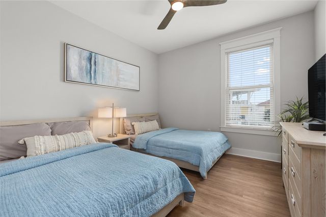 4131 Pointe West Drive 203, Galveston, TX 77554