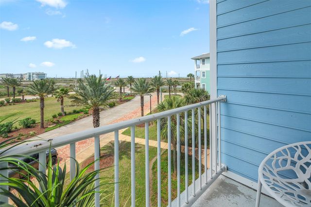 4131 Pointe West Drive 203, Galveston, TX 77554