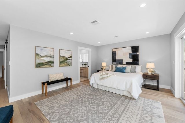 444 Lowell Ave, Newton, MA 02460