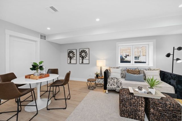 444 Lowell Ave, Newton, MA 02460
