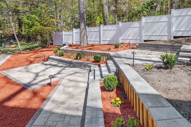 444 Lowell Ave, Newton, MA 02460