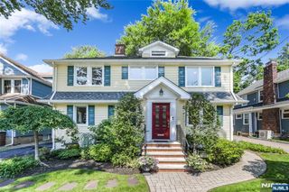 1090 Sussex Road, Teaneck, NJ 07666
