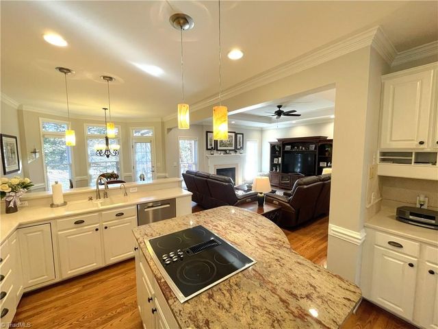 1603 Wenchelsa Road, Greensboro, NC 27410