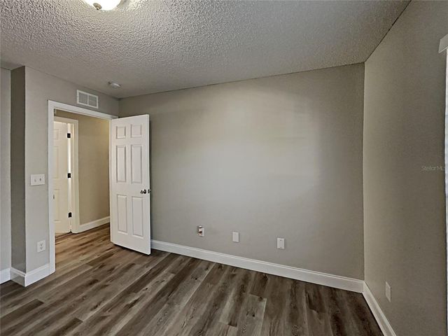 5500 CRISSMAN DRIVE N, St Petersburg, FL 33714