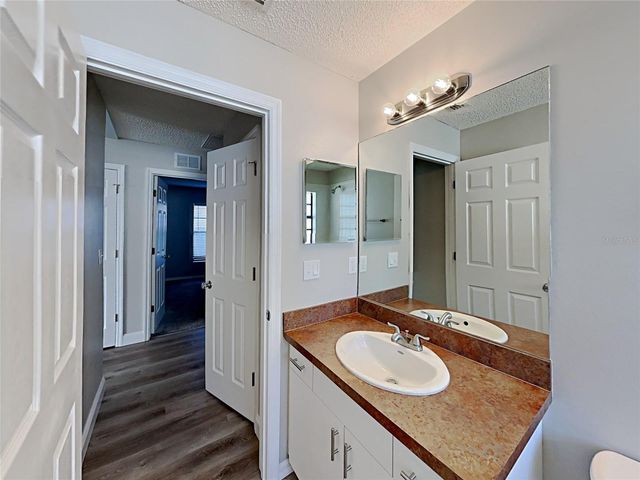 5500 CRISSMAN DRIVE N, St Petersburg, FL 33714