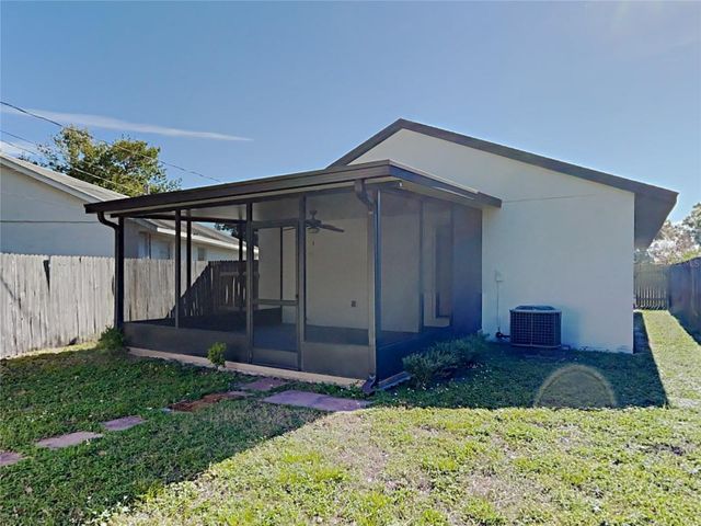 5500 CRISSMAN DRIVE N, St Petersburg, FL 33714