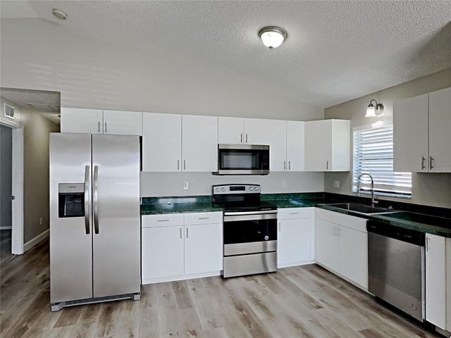 5500 CRISSMAN DRIVE N, St Petersburg, FL 33714