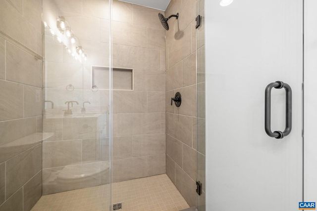 5436 GOLF DR, Crozet, VA 22932