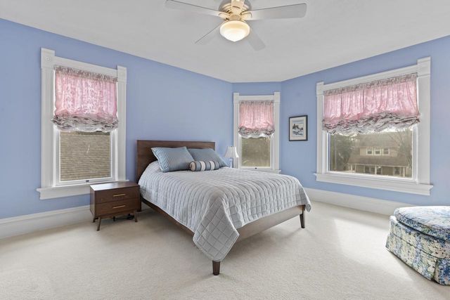 8100 W Chestnut STREET, Wauwatosa, WI 53213