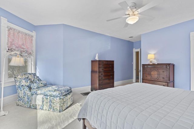 8100 W Chestnut STREET, Wauwatosa, WI 53213