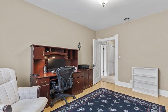 8100 W Chestnut STREET, Wauwatosa, WI 53213