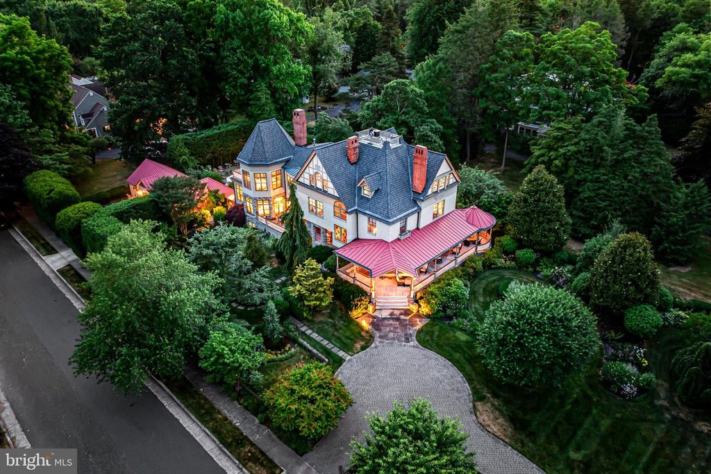 500 CHESTER AVE, Moorestown, NJ 08057