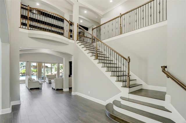 14 Pravia Path Drive, Missouri City, TX 77459