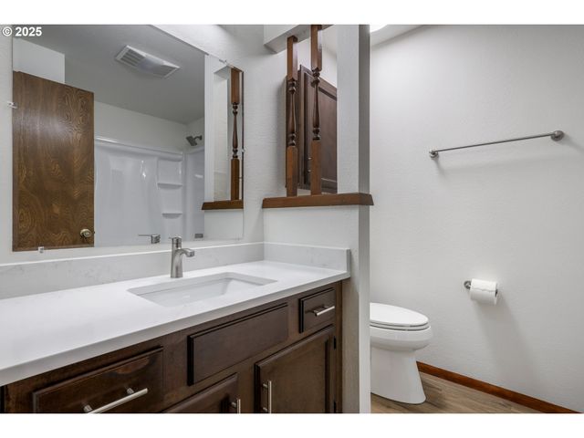 18915 ALLEGHENY Dr, Oregon City, OR 97045