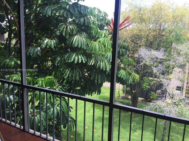 8401 SW 107th Ave 316E, Miami, FL 33173