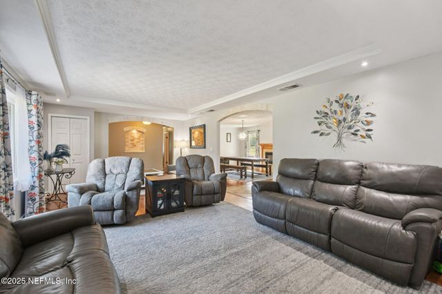 768 ARTHUR MOORE Drive, Green Cove Springs, FL 32043