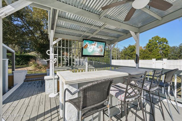 768 ARTHUR MOORE Drive, Green Cove Springs, FL 32043