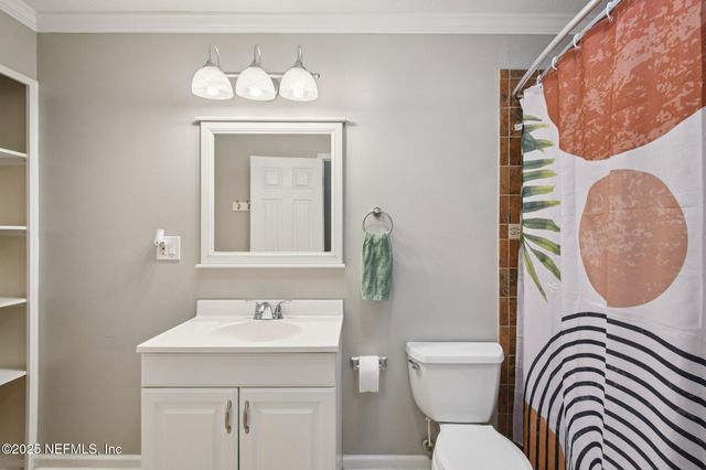 768 ARTHUR MOORE Drive, Green Cove Springs, FL 32043