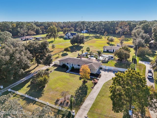 768 ARTHUR MOORE Drive, Green Cove Springs, FL 32043