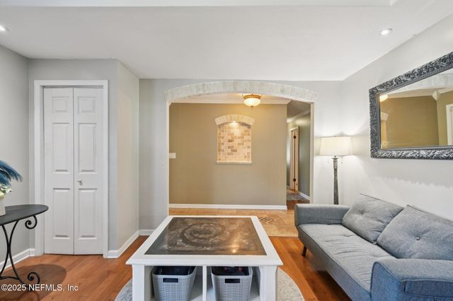 768 ARTHUR MOORE Drive, Green Cove Springs, FL 32043