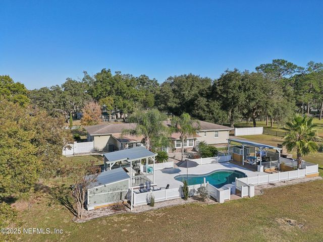 768 ARTHUR MOORE Drive, Green Cove Springs, FL 32043
