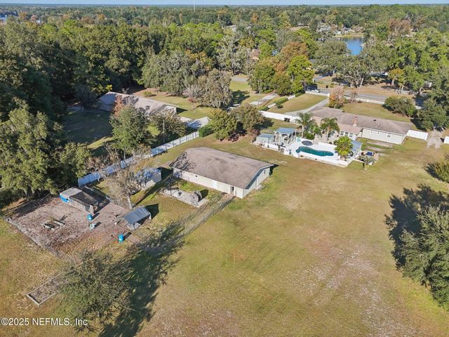 768 ARTHUR MOORE Drive, Green Cove Springs, FL 32043