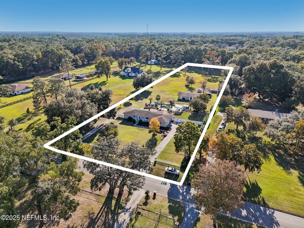 768 ARTHUR MOORE Drive, Green Cove Springs, FL 32043