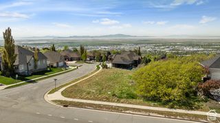 4330 S MONARCH DR, Bountiful, UT 84010