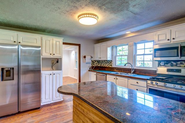 4481 Athens Boonesboro Road, Lexington, KY 40509