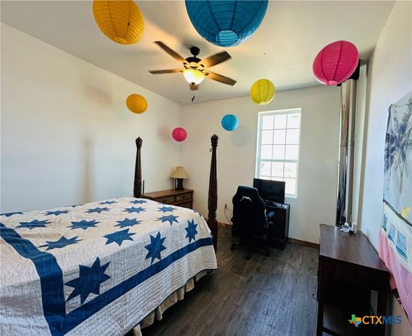 96 Leaning Oak Road, Victoria, TX 77904