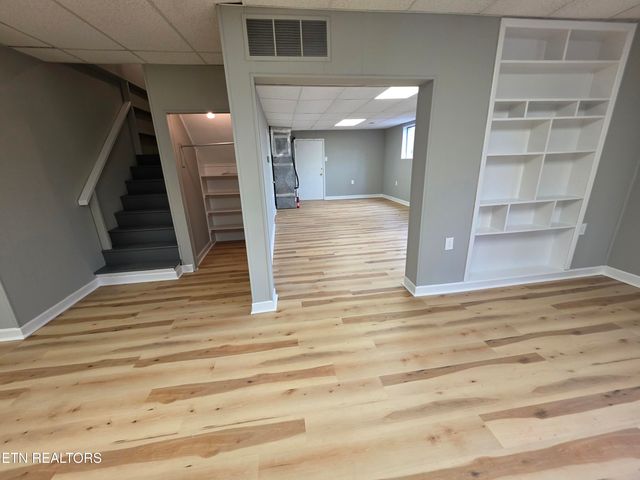 115 Morgan Rd, Oak Ridge, TN 37830