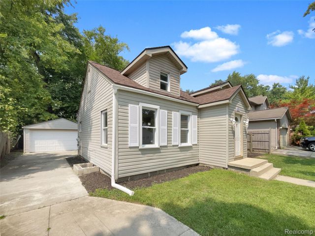 21521 ROOSEVELT Avenue, Farmington Hills, MI 48336